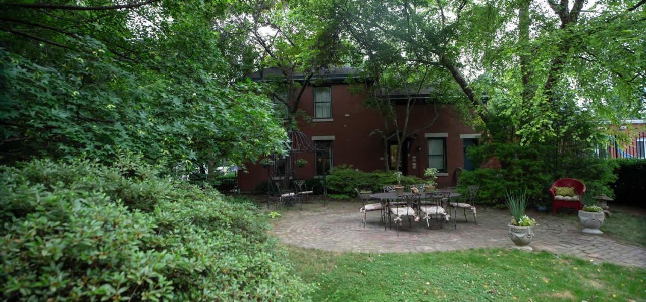 Louisville Bourbon Inn Eksteriør bilde